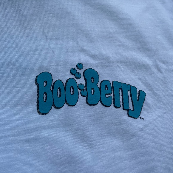 KAWS x Monsters Boo-Berry t-shirt collab with General Mills - Picture 5 of 6